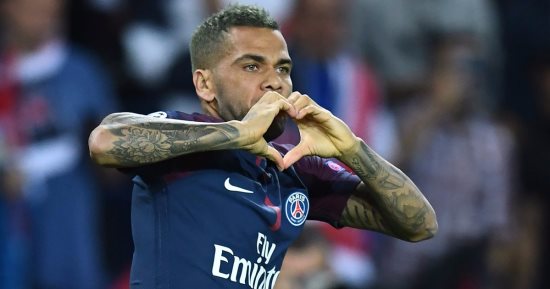 مانشستر سيتى يرغب فى التعاقد مع دانى آلفيس ..اعرف التفاصيل 