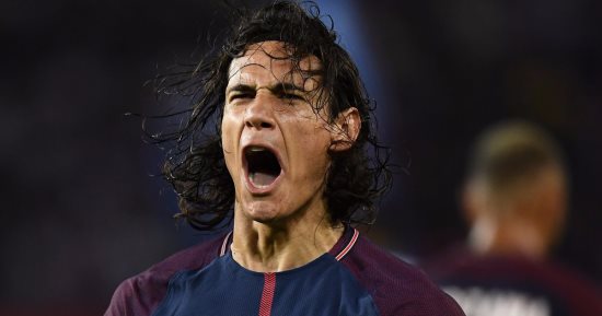المصريون يحتلون صفحة "كافانى" نجم أوروجواى بفيس بوك بعد قرعة كأس العالم