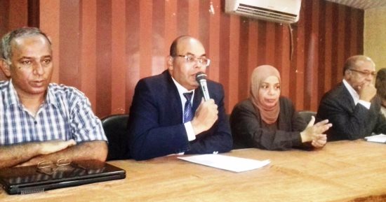 محافظ سوهاج: عقد ندوات لمزارعى القصب لبحث مشاكلهم وزيادة الإنتاج