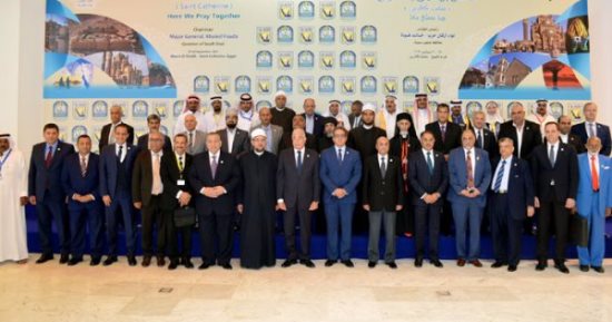 بالصور وزير الأوقاف من شرم الشيخ :نواجه صناعة الموت بصناعة الحياة