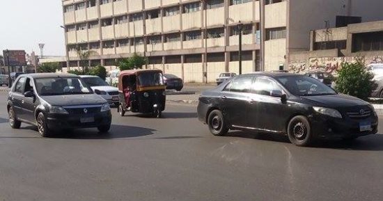 قارئ يرصد سير "توك توك" فى شارع السواح الرئيسى بالقاهرة مخالفا للقانون
