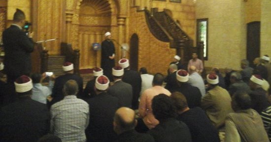 وزير الأوقاف من شرم الشيخ: القوات المسلحة يد تبنى ويد تحرس لتحقيق الأمن