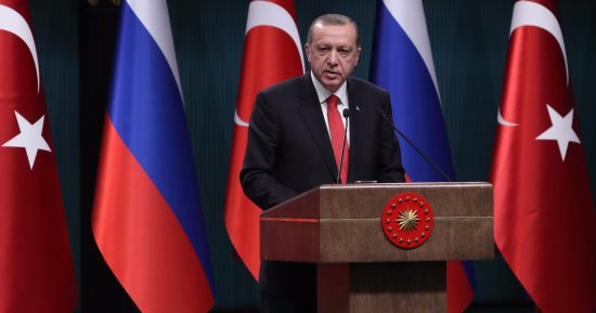 ماذا تقول الصحف العالمية اليوم؟.. أردوغان يغير موقفه من رحيل الأسد.. داعشى أمريكى يهدد ترامب.. وسفير إسرائيل فى نيوزيلندا يطلب لقاء "لورد" بعد إلغائها حفلا فى تل أبيب.. وصورا لمدينة مصرية غرقت قبل 1200 سنة