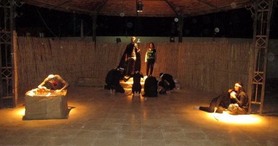 بالصور.. عرض مسرحية "جزيرة العميان" بقصر ثقافة السويس