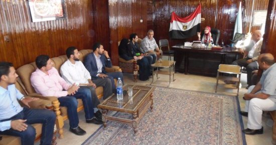 حملات للنظافة والتشجير ودهان الأرصفة لشباب الحامول 