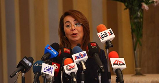 وزارة التضامن تعيد سيدة تعانى من مرض نفسى لأسرتها