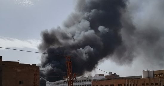 السيطرة على حريق هائل بمحول كهرباء فى المنوفية