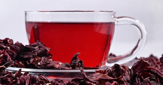 الفوائد الصحية للكركديه يخفض الكوليسترول ويحمى الكبد