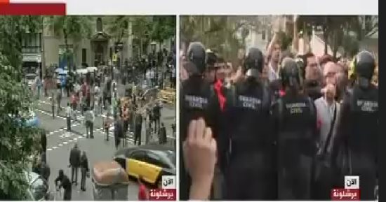 تجدد الاشتباكات بين الشرطة والناخبين أمام مراكز الاقتراع فى كتالونيا