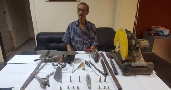 القبض على صاحب محل عطور لاتهامه بتصنيع الاسلحة النارية والاتجار فيها بشبرا