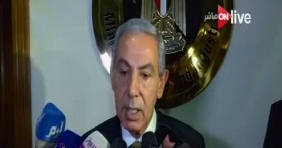 بالفيديو.. وزير الصناعة: البطالة تدفع الشباب للهجرة غير الشرعية وننظم برامج لمواجهتها
