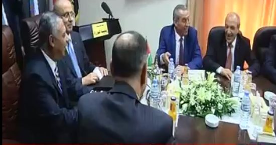 "جنيف الشرق الأوسط" تحتضن فصائل فلسطين.. القاهرة تستقبل وفد حركتى فتح وحماس خلال ساعات لاتمام المصالحة الفلسطينية برعاية وضمانة مصرية.. الحركتان تؤكدان: عازمون على إنهاء الانقسام وتطبيق اتفاق 2011