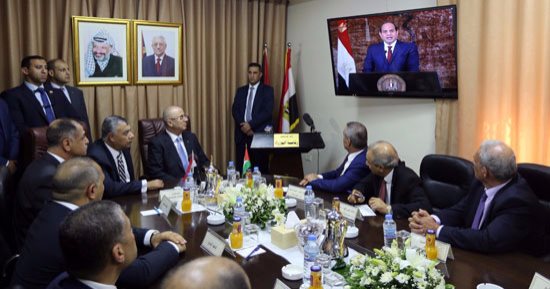 السيسى يعيد الروح إلى الجسد الفلسطينى.. محسن النعمانى: المصالحة أكدت موقف مصر الثابت تجاه القضية.. دفاع البرلمان: كلمة الرئيس دليل انتصار مصر على قوى الشر الدولية.. طارق الخولى: المصالحة على رأس أولوياتنا