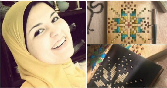 بالصور .. رقة أنامل "سهيلة" تلين الخشب وتطوعه للتطريز 