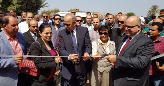 محافظ القليوبية يفتتح مدرسة ووحدة صحية بالقناطر الخيرية 