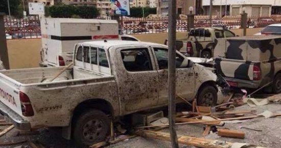 مقتل 4 أشخاص وإصابة 15 فى تفجيرات انتحارية بمجمع محاكم مصراتة بليبيا