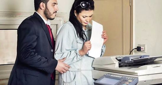 كاتبة أمريكية مؤيدة لـ ترامب تدافع عن التحرش الجنسى