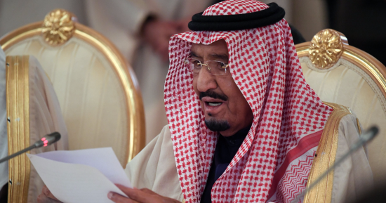 أنباء عن إيقاف رئيس "الاتصالات" بالمملكة ومدير "الخطوط السعودية" بتهم فساد