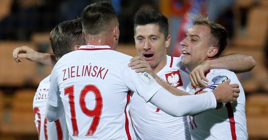 بولندا تسحق أرمينيا 6 / 1 وتنتظر هدية مونتينجرو والدنمارك لبلوغ للمونديال