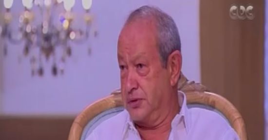 ساويرس : "أنا بعشق عادل إمام وإحنا حبايب واللى زعلان يشرب من البحر"
