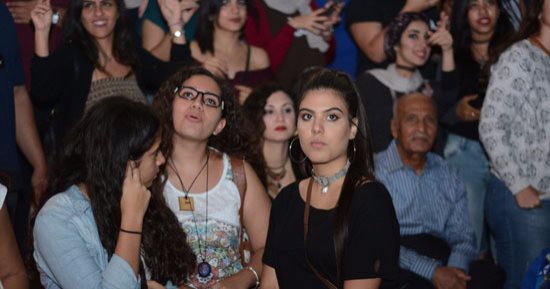 كايروكى وناتالى سابا يشعلان حفل الجامعة الكندية 