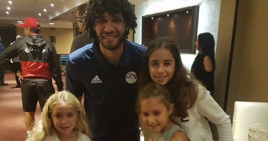بالصور.. الثعلب وبناته يدعمون الفراعنة قبل مواجهة الكونغو