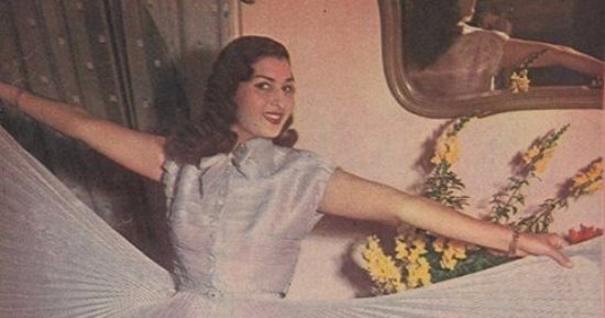 شاهد.. نعيمة عاكف ترقص مع رشدى أباظة وصور نادرة فى ذكرى رحيلها