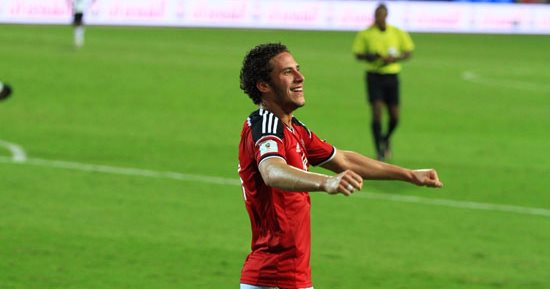 الأهلي يجهز شكوى لـ"الفيفا" لاستعادة فلوس رمضان صبحى من إنجلترا