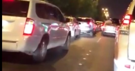 بالفيديو.. احتفالات المصريين بالسعودية بتأهل منتخب مصر لمونديال روسيا