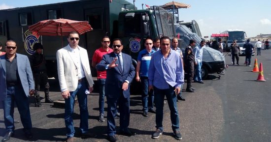 بالصور.. مدير أمن الإسكندرية يتفقد التمركزات الأمنية بطريق استاد برج العرب