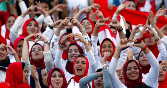 كاميرا"سوبر كورة".. فرحة الجماهير المصرية بعد تأهل المنتخب لكأس العالم