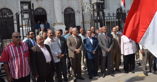 بالصور .. محافظ المنيا يشهد احتفال التربية والتعليم بذكرى نصر أكتوبر           