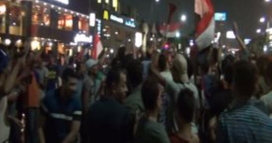 مواطن سعودى ينشر فيديو عن فرحته بتأهل المنتخب المصرى:" صرنا مصريين".