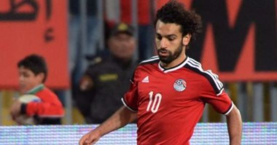 فوربس: المصريون يتغنون باسم محمد صلاح صاحب الفضل فى التأهل لكأس العالم