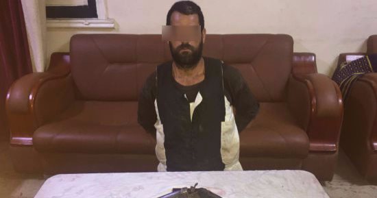 مباحث طوخ تضبط عاطلا هاربا من حكم جنائى فى قضية قتل وبحوزته سلاح نارى
