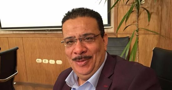 عميد تجارة قناة السويس: ننفرد ببرامج دراسية تشاهم فى المشروعات القومية