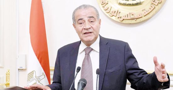 ‏وزير التموين: ‏لا صحة مطلقا لاستيراد مصر 90% من احتياجاتها من القمح