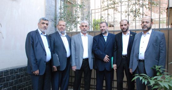 ننشر صور وفد حركة حماس المشارك فى جلسات الحوار الفلسطينى برعاية مصرية