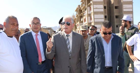 محافظ جنوب سيناء: إنشاء ميدان لتكريم عامل النظافة فى شرم الشيخ