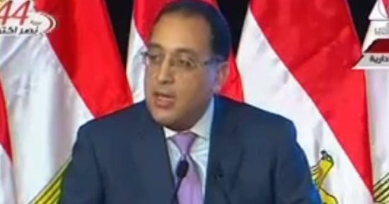 وزير الإسكان: ننفذ 600 ألف وحدة إسكان اجتماعى و150 بمشروع "دار مصر"