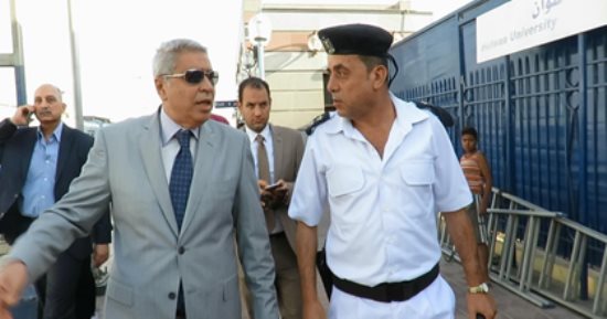 جولة مفاجئة لمساعد وزير الداخلية بالمترو ويشدد على اليقظة