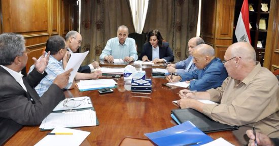محافظ القليوبية يبحث مع نائب وزير الزراعة تطوير بورصة الدواجن الرئيسية