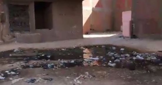 شكوى من انتشار مياه الصرف فى شوارع تقسيم عبد المنعم أمين بالقليوبية