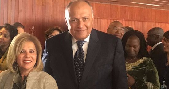 مصر تعلن دعم المرشحة الفرنسية فى انتخابات اليونسكو.. وتطالب المنظمة بالتحقيق فى خروقات شهدتها الانتخابات.. سامح شكرى: سنزكى الترشيح الفرنسى لدى أصدقائنا.. ونطالب الأمم المتحدة بتنقية شوائب الانتخابات