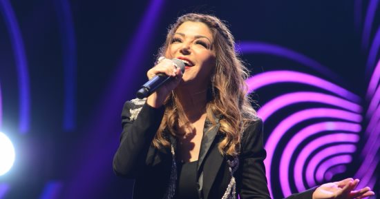 صفحة "ورلد ميوزك أوورد" العالمية تهنئ "الديفا سميرة سعيد" بعيد ميلادها