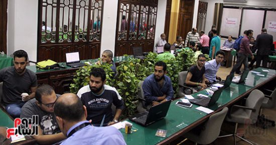 بدء توافد الأطباء على لجان انتخابات التجديد النصفى للنقابة بـ 27 مقرا 