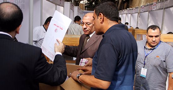 بالصور.."العليا لانتخابات الأطباء" تفتح لجان الاقتراع أمام 270 ألف عضو بالجمهورية