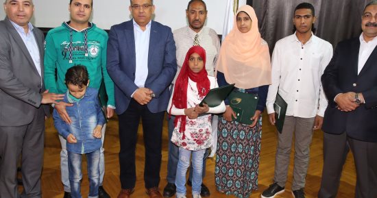 رئيس البريد: العاملون هم الثروة الحقيقية التى تعتمد عليها الهيئة