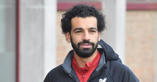 بالصور.. محمد صلاح يتجول فى شوارع ليفربول قبل مباراة مانشستر يونايتد