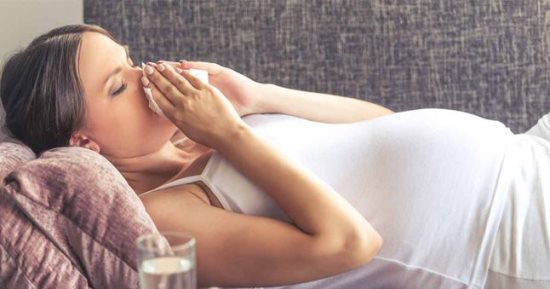 لوحامل ..اعرفى طرق الوقاية والعلاج من نزلات البرد